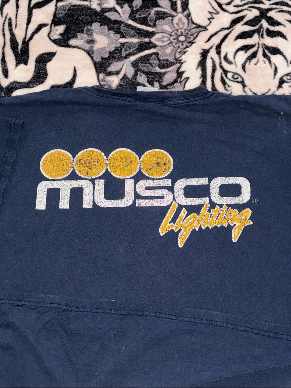 A4 - VINTAGE 90s MUSCO LIGHTING FADED DISTRESSED POCKET T SHIRT